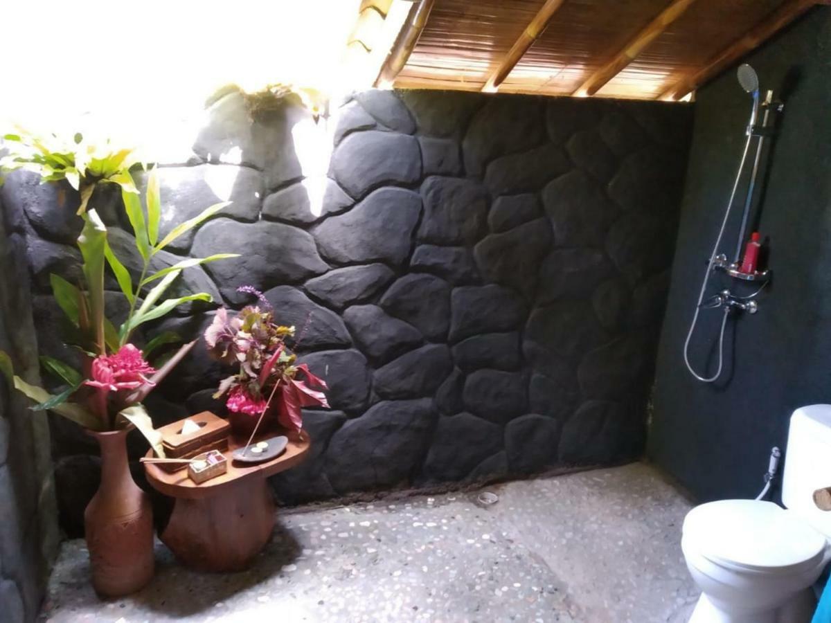 Bali Mountain Forest Cabin Penebel Exterior photo