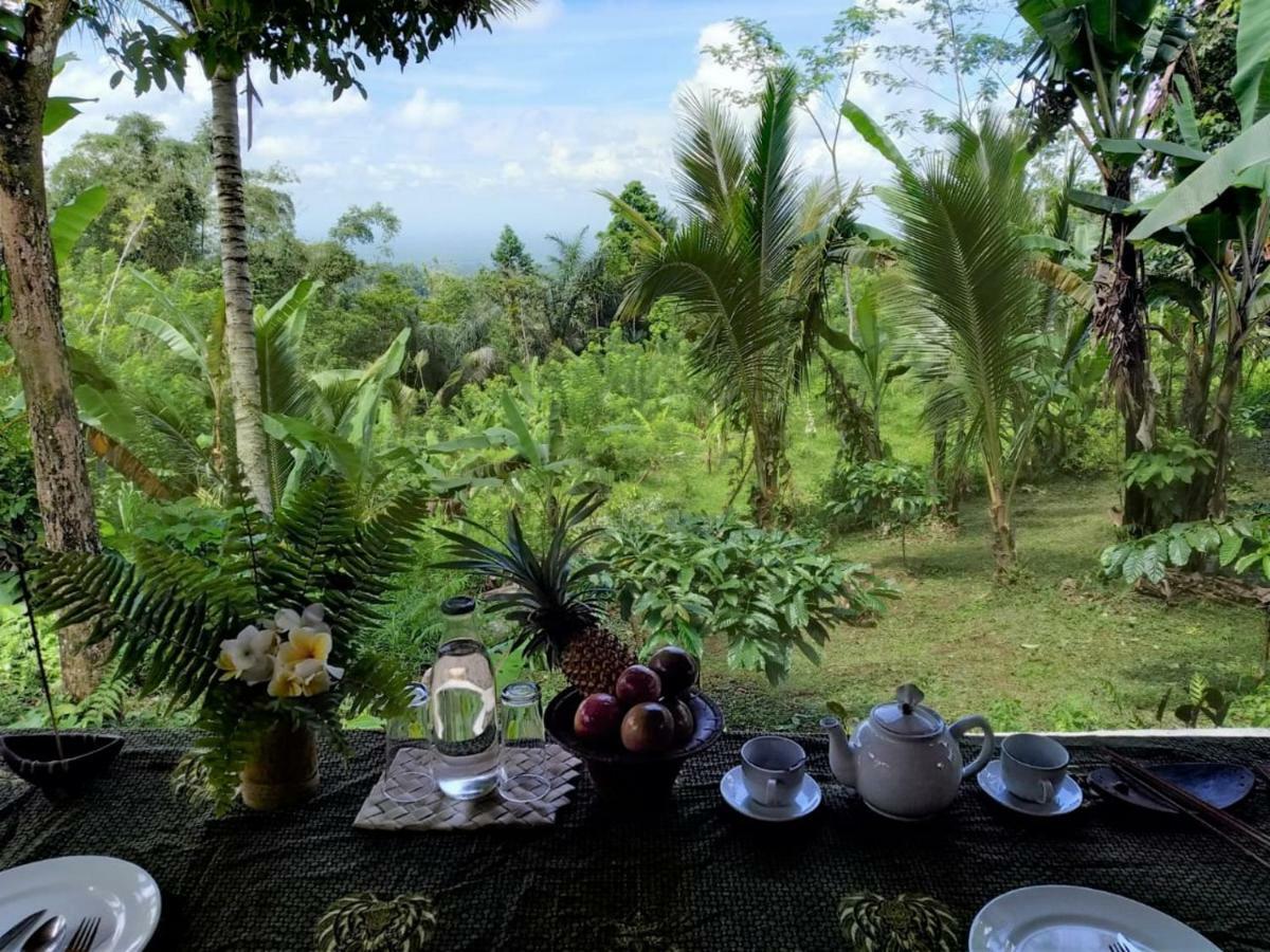 Bali Mountain Forest Cabin Penebel Exterior photo